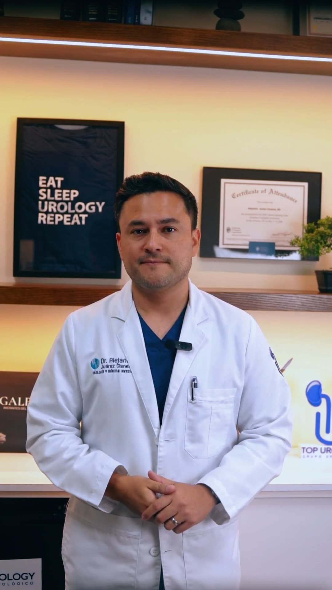Dr. Alejandro Juárez Cisneros at his practice